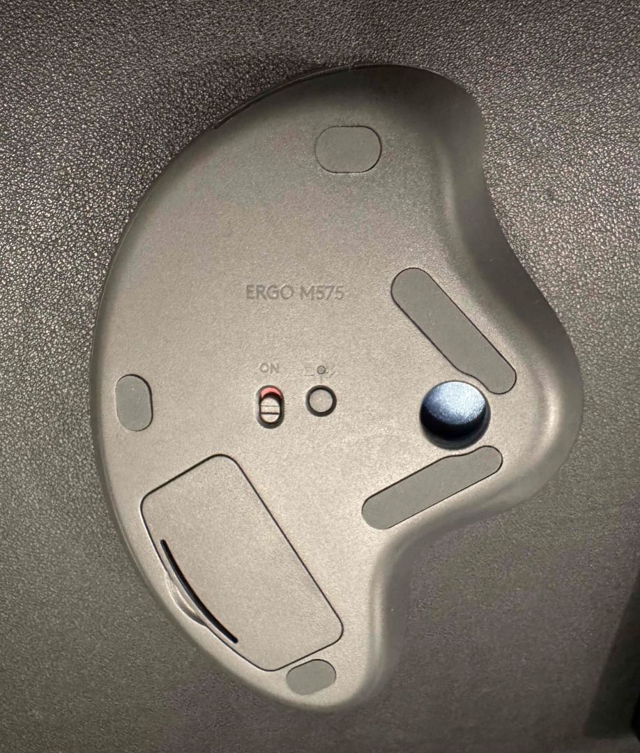 Logitech Ergo M575 Wireless Trackball Mouse442138042701588481