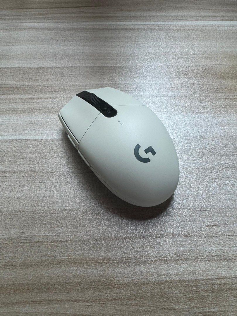 Logitech G304 Lightspeed Mouse441899440700794880