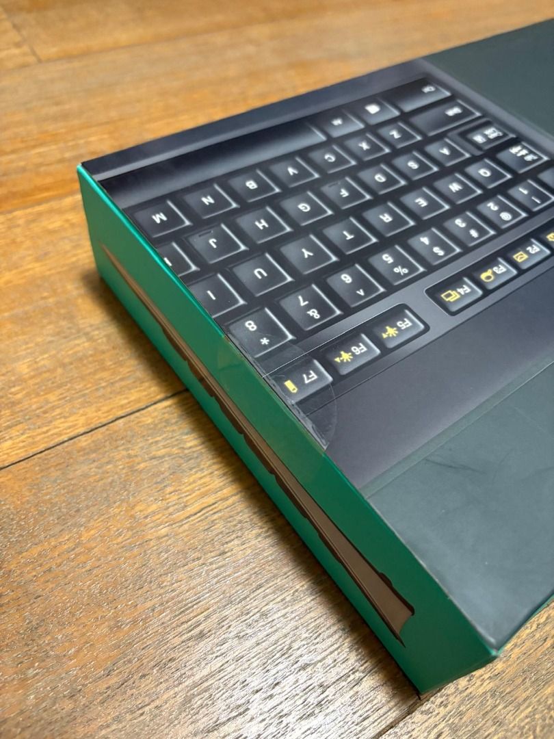 Logitech K800 Illuminated Wireless Keyboard442135441593477122
