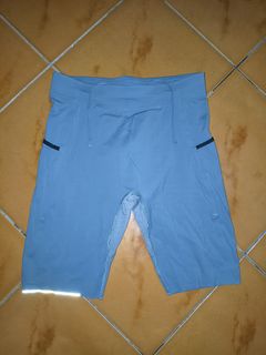(Category: ) located in . Submitted by kiiroitor1 (Listing ID 1435513201, Image 1). Description: .