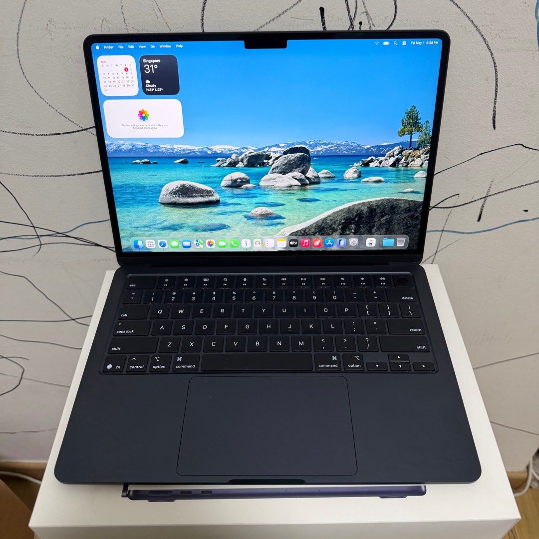 2 months old MacBook Air M4 13-inch