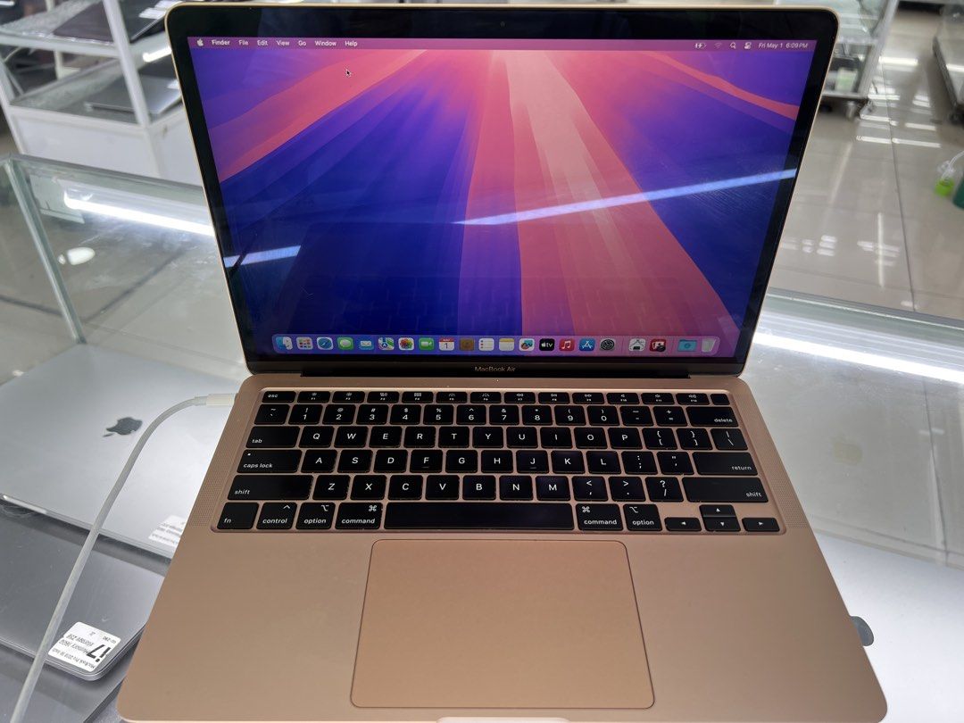 MacBook Air 2020 13-inch (Category: Laptops & Notebooks) located in Manila. Submitted by vaniextura (Listing ID 1435437795, Image 1). Description: - MacBook Air 2020 - 13-inch display - Gold color - i3 processor - 8GB RAM - 256GB SSD.