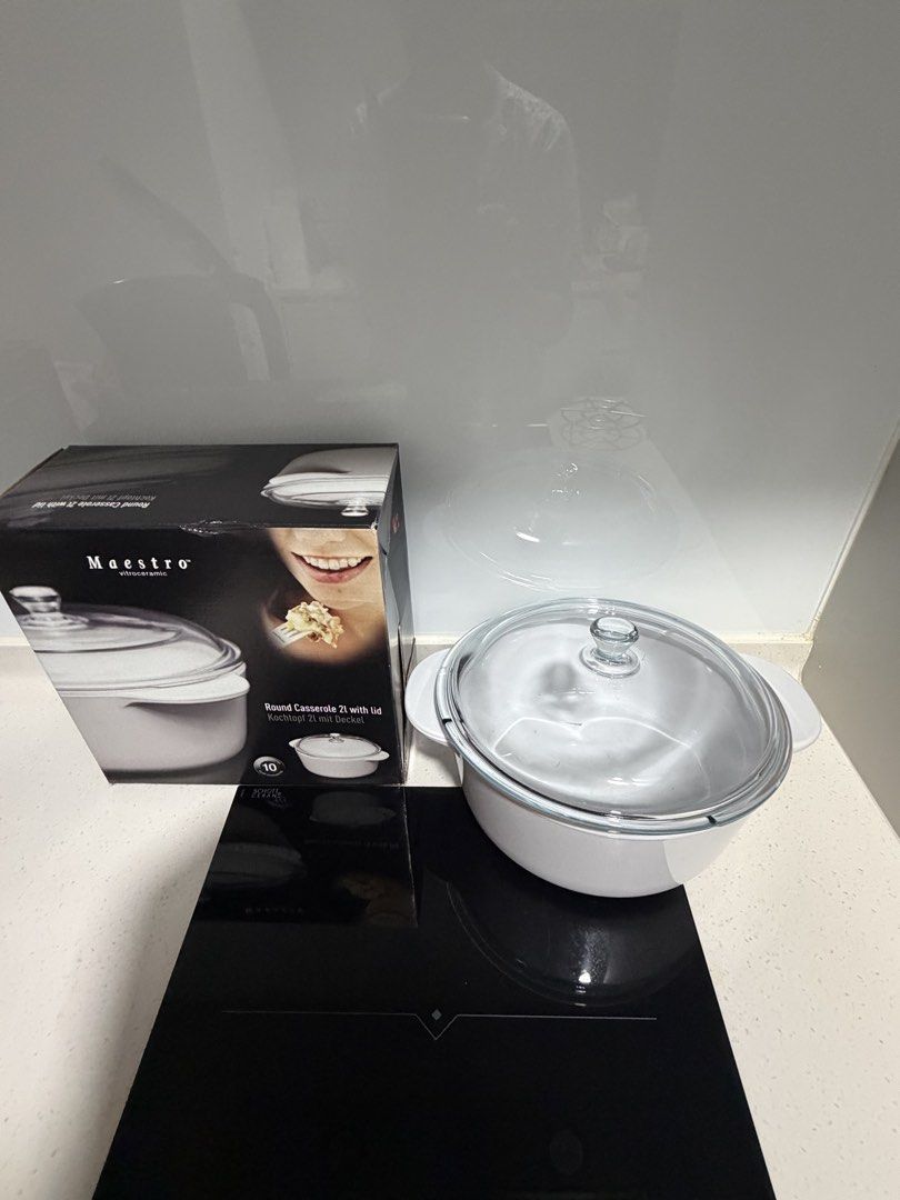 Maestro Round Casserole Dish with Lid