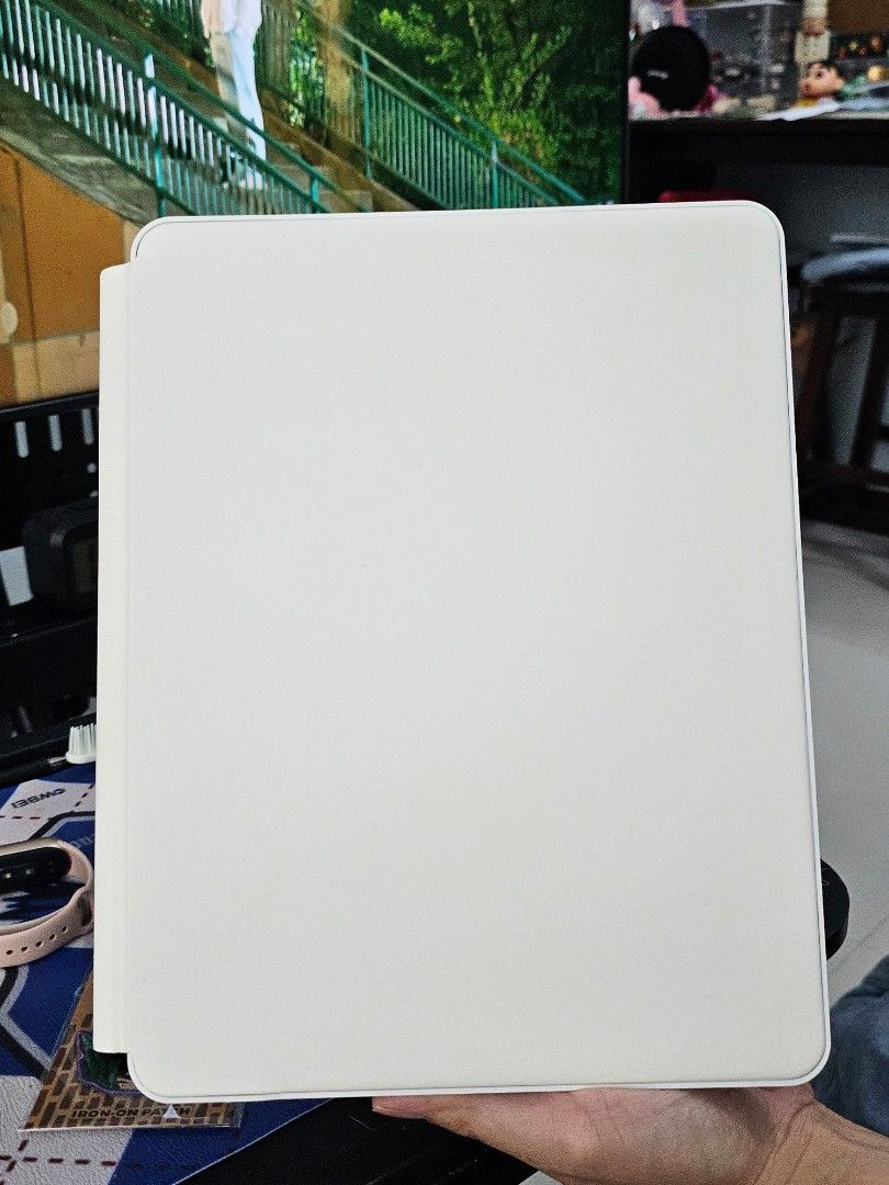 Magic Keyboard for iPad Air 13" or  Pro 12.9"442116907152844803