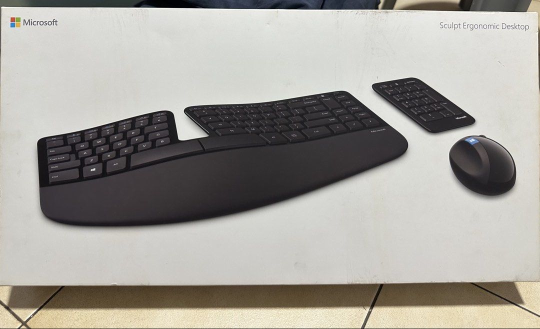 Microsoft Sculpt Ergonomic Desktop Keyboard and Mouse Set442231146583183361