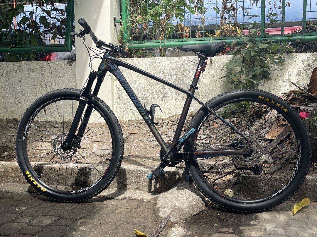 MountainPeak Mountain Bike 27.5 L (Category: Bicycles) located in Rizal. Submitted by raezelle (Listing ID 1435352889, Image 1). Description: FOR SALE ONLY ‼️‼️ PICK-UP Only. Auto pass sa meet-up. Price: Php. 23,000 or dm your best offer. Rfs. nakatambak lang. need cash Honest issue: gasgas, and sa slx rear hub (nawawala-wala yung tunog, pero 100% operational) Location: North Caloocan Specs: Frameset MTP Everest Pro 27.5 Large Bolany Air Fork wit