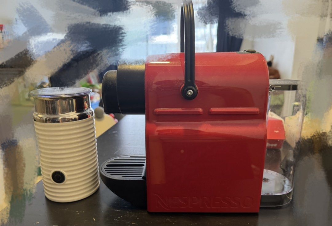 Nespresso coffee machine441960754441758720