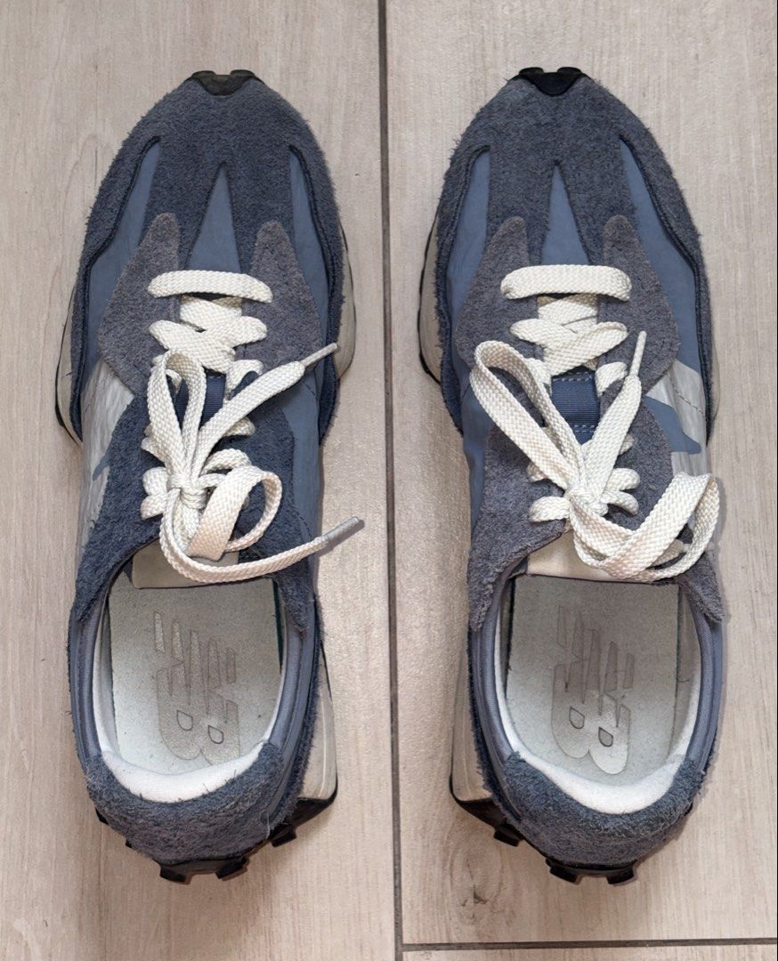 New Balance 327 Blue Grey US 10.5 (Category: Sneakers) located in Manila. Submitted by plastikos (Listing ID 1435340433, Image 2). Description: - New Balance 327 sneakers - Color: Blue Grey - Upper: Suede and nylon - Midsole: White - Outsole: Black - White laces - Very good conditiom.
