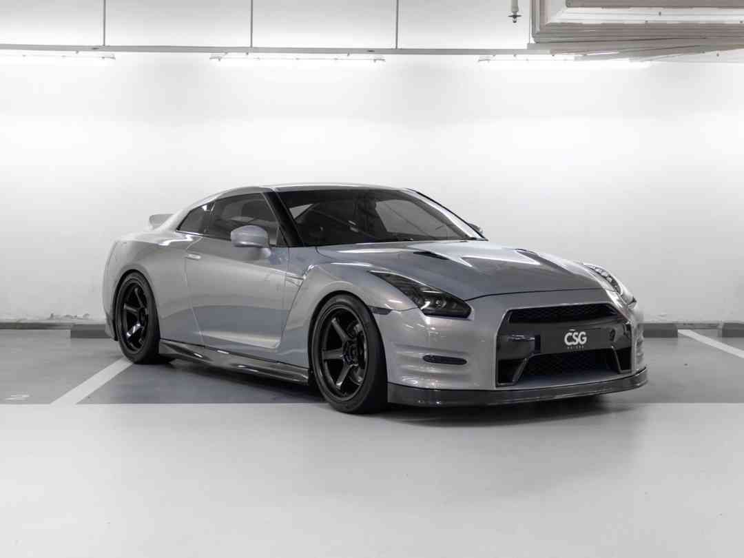 Nissan GTR 3.8 High Black Edition (A) (Category: Used Cars) located in Singapore. Submitted by csgkaisha (Listing ID 1435444687, Image 2). Description: Brand New AlphraRex Headlights & Taillights, Akrapovic Legal Exhaust, Everything in the interior is brand new, Alcantara Full Rewrap, No expenses spared, No repairs needed at all, Viewing strictly by appointment basis only Features: 3.8L V6 Twin Turbocharged Engine, 6 Speed Dual Clutch Automatic G