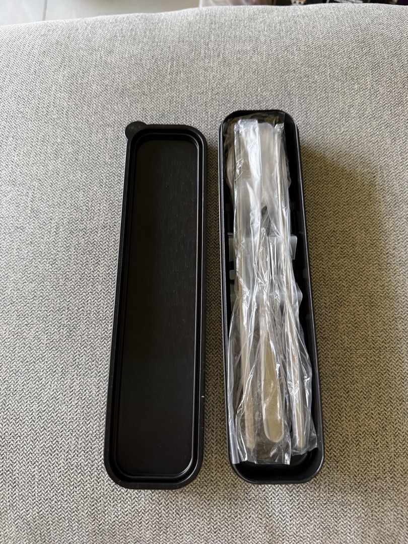 One Piece Cutlery Set with Case441963430785198081