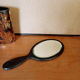 (Category: ) located in . Submitted by klutter.curio (Listing ID 1435419835, Image 1). Description: .