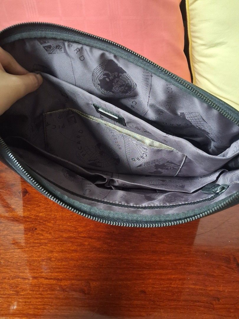 Picard Laptop Bag - Black442123974304092162