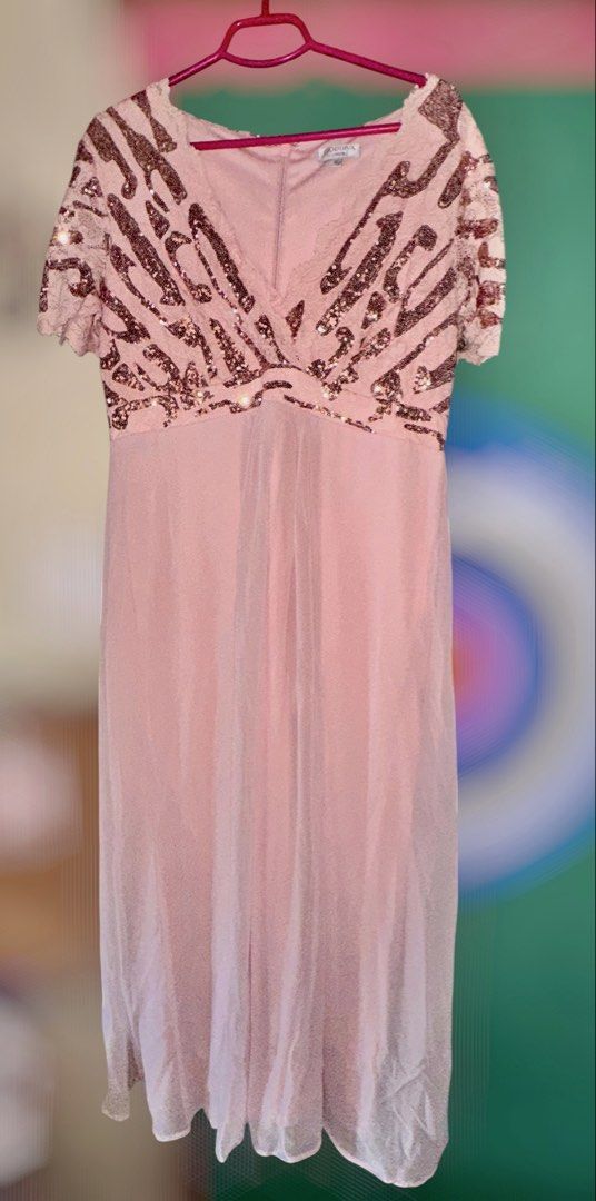 Pink Sequin Embellished Maxi Dress (Category: Dresses) located in Quezon City. Submitted by sandomegei (Listing ID 1435478747, Image 1). Description: selling my pre-loved Sequin Chiffon Maxi Dress size UK 16, used once lang nag abay sa kasal, bought it in zalora-sg… pm lng po Goddiva London (size 16) ₱2500 (negotiable).