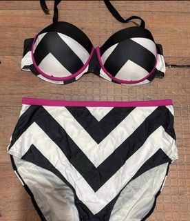 (Category: ) located in . Submitted by mikaelao514 (Listing ID 1427931992, Image 1). Description: .