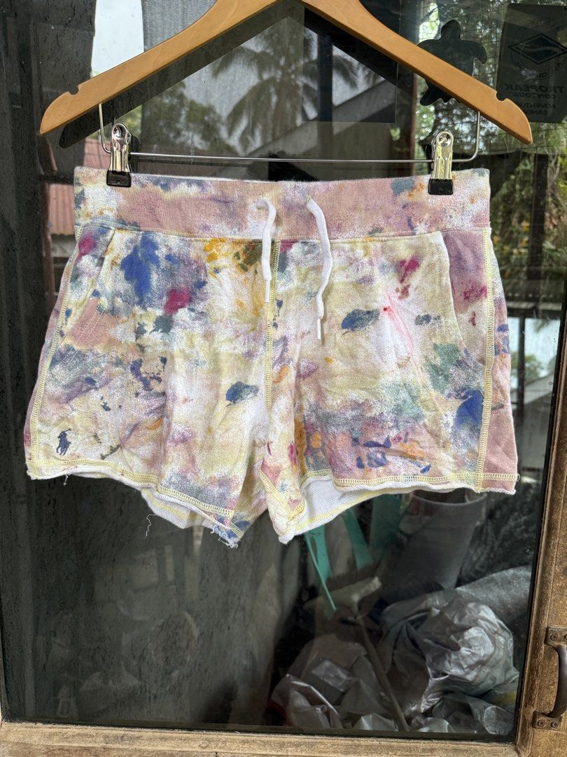 RALPH LAUREN cotton shorts (Category: Shorts) located in Manolo Fortich. Submitted by thriftacktoe34 (Listing ID 1435415311, Image 3). Description: Excellent condition Color rate 9.5/10 Size XS Dimes W30-32 x L12 Needs wash lang FREE shipping fee.