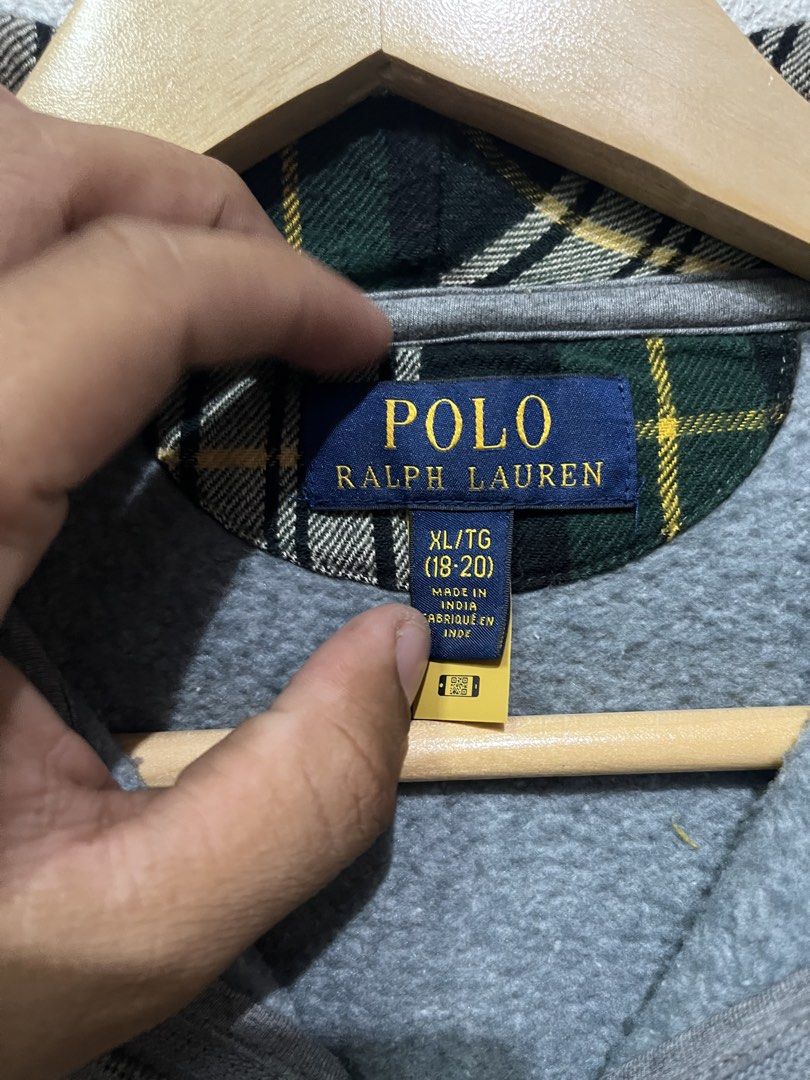 Ralph Lauren Hoodie (Category: Coats, Jackets and Outerwear) located in Tuguegarao City. Submitted by johnjaysonc27 (Listing ID 1435389128, Image 2). Description: For Sale Ralph Lauren Hoodie Dimes- W-20.5 by L-24.
