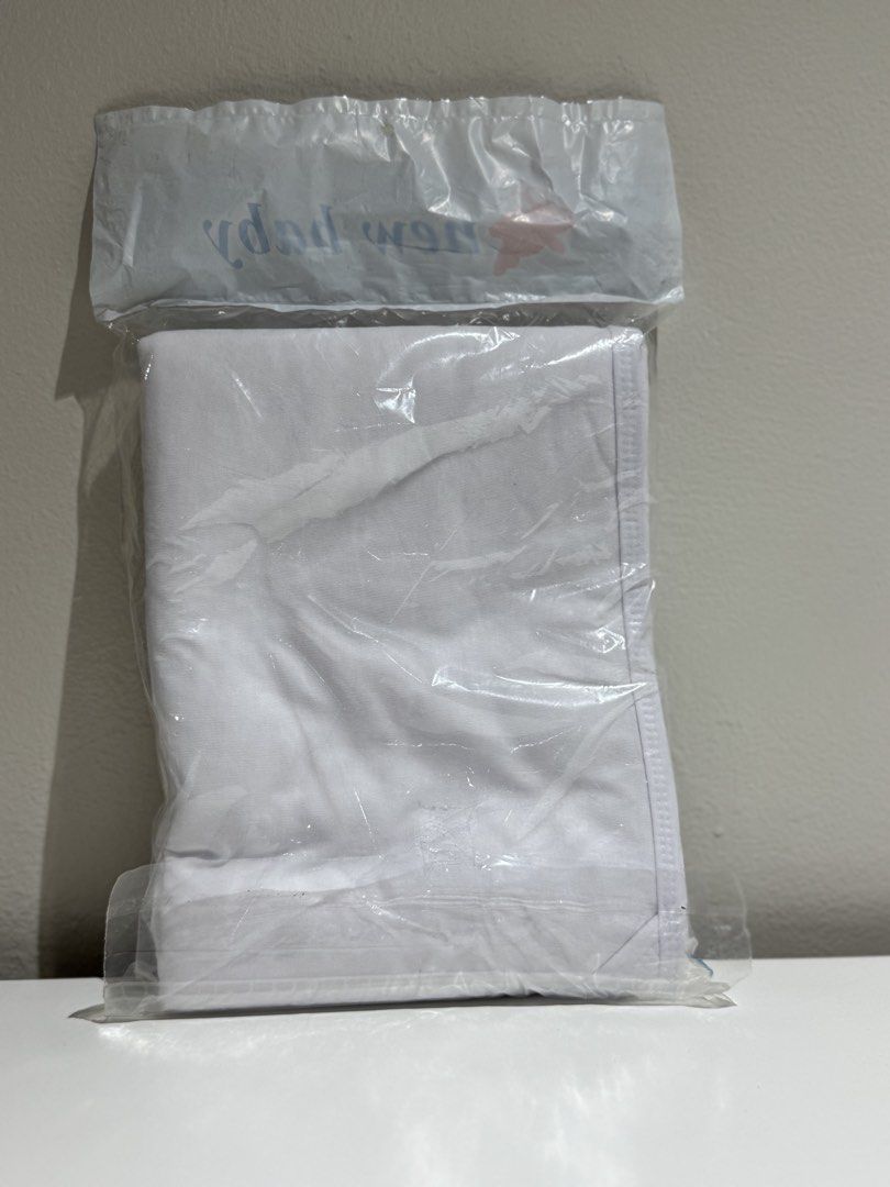 Receiving blanket/towel (Category: Other Baby Bathing & Changing Needs) located in Quezon City. Submitted by joyeusefille (Listing ID 1435475712, Image 2). Description: .