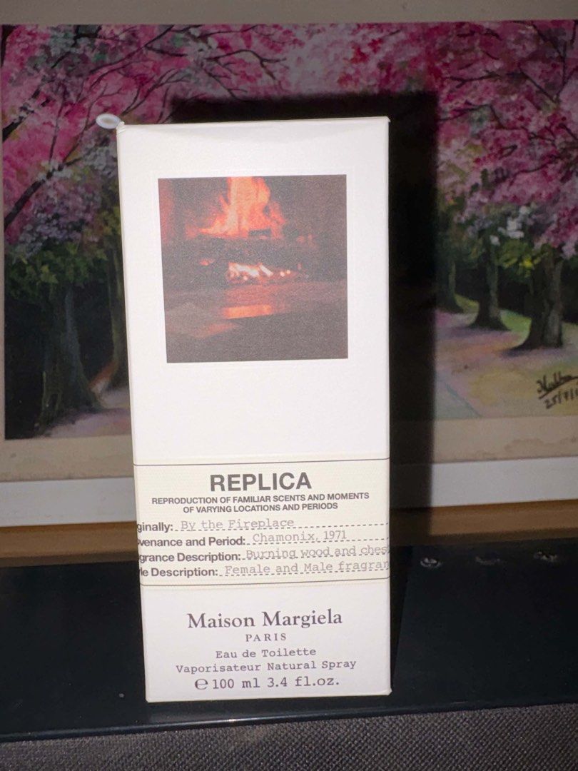 MAISON MARGIELA By The Fireplace | Premium Quality (Category: Fragrance & Deodorants) located in Taguig. Submitted by blissy0215 (Listing ID 1435491241, Image 3). Description: The scent of roasted chestnuts is recreated by a blend of chestnut notes and red berries oil. The sweet notes of vanilla reinforce the warm and cozy sensation that this unisex perfume exudes with a subtle sweetness. The warm and spicy notes make this fragrance an excellent 