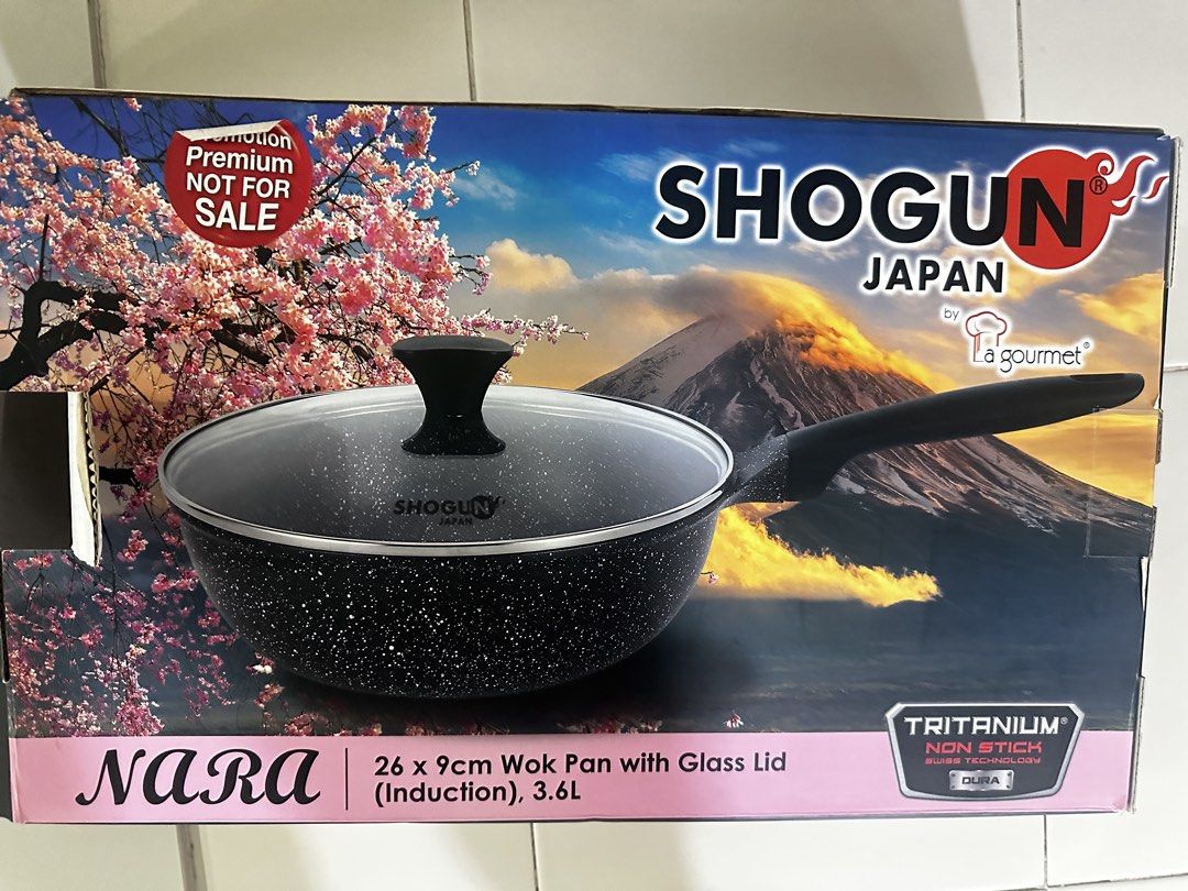 Shogun Japan Nara 26cm Wok Pan with Glass Lid