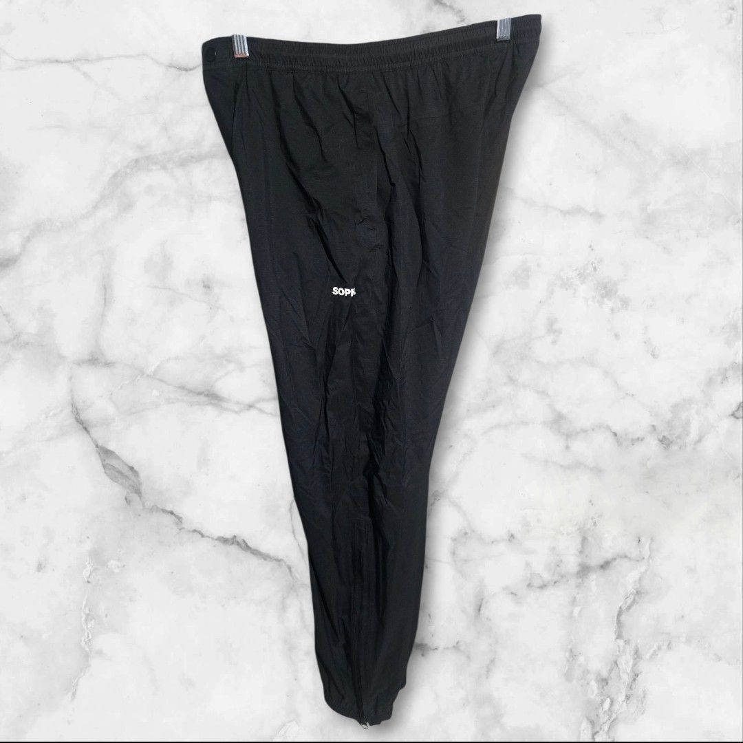 Sophnet x f.c.r.b. (Category: Joggers) located in Manila. Submitted by ritzselect26 (Listing ID 1435522328, Image 3). Description: sophnet x f.c.r.b. rain pants size medium on tag tape measure: 32"-35" garterized no issue almost new.