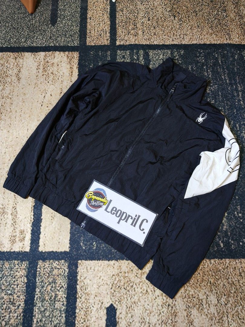 Spyder Jacket (Category: Coats, Jackets and Outerwear) located in General Santos City (Dadiangas). Submitted by Capanalig (Listing ID 1435450898, Image 2). Description: Spyder Windbreaker 😎 Size: S Width: 22 Length: 26 ✅Excellent Used Condition ✅9.9/10 Colorate ✅Solid nito sa Personal Mine 💵 449.