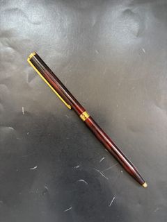 （分類：）位於 。 由 watchlee 提交（商品編號 1435404964，圖片 1）。簡介： 。