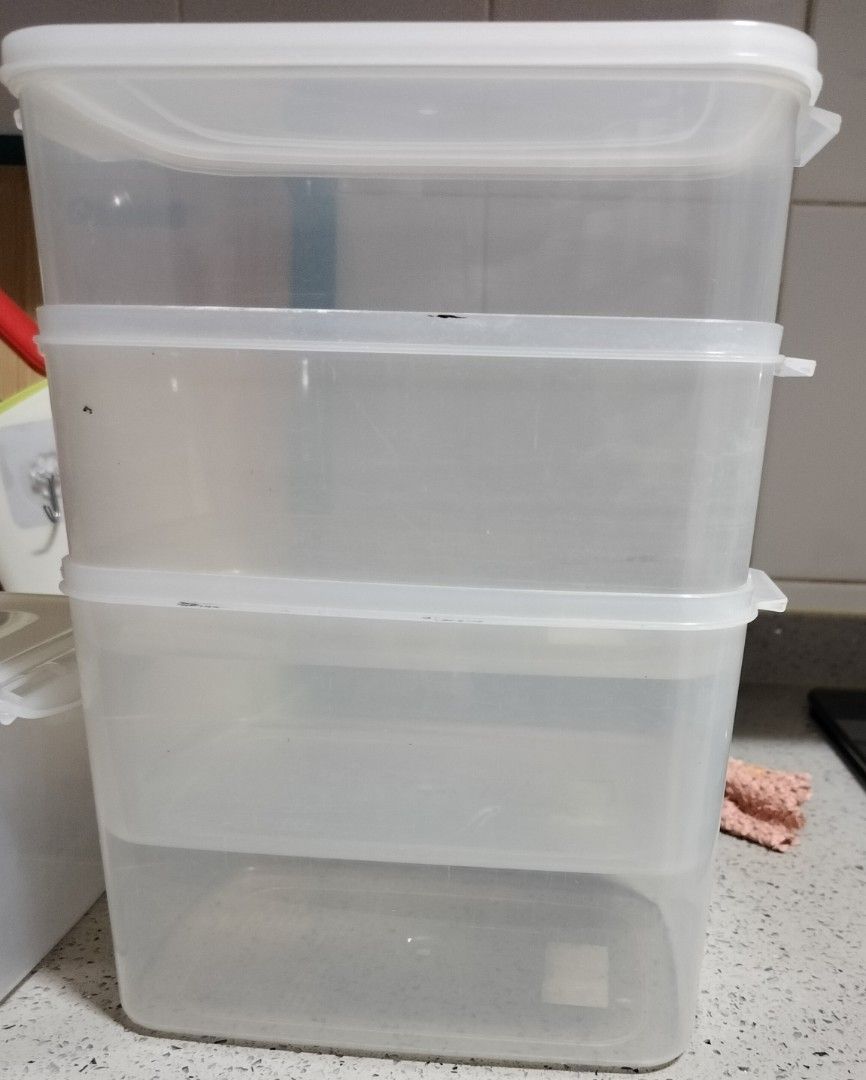 Stackable Plastic Storage Containers442403090030274560