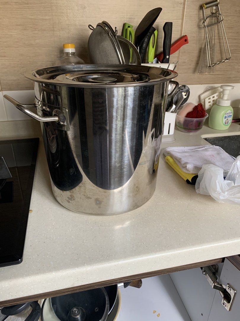 Stainless Steel Cooking Pot with Lid