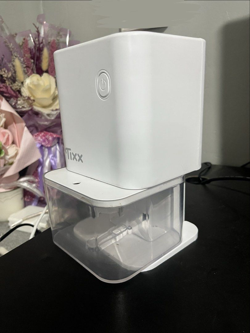 Tixx Dehumidifier (Category: Air Purifiers & Dehumidifiers) located in Manila. Submitted by tdy.melsr (Listing ID 1435436865, Image 2). Description: Good as new. Rfs; hindi na nagagamit Walang kulob talaga sa kwarto/bahay pag ginagamit. Selling it cause we have exhaust fan na, kaya dina nagagamit hehe.