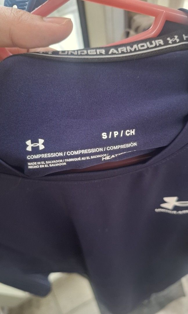 Under Armour HeatGear Compression Shirts (Longsleeve) (Category: Activewear) located in Manila. Submitted by mich.john (Listing ID 1435358213, Image 3). Description: Under Armour HeatGear Longsleeves for sale: Dark Blue HeatGear: - Originally bought in the US (Worn only 2 times) -Price: 1500 (Negotiable) White HeatGear: - Originally a gift from the US -Slight signs of usage -Price: 800 (Negotiable) Loc: Quezon City Mop: Gcash Delivery: Meet-up or