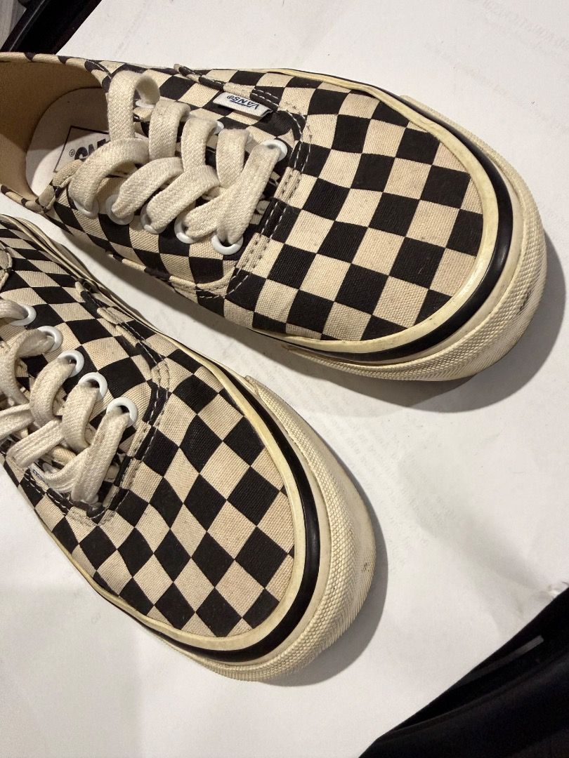 Vans Anaheim 44 DX black checkered board (Category: Sneakers) located in Quezon City. Submitted by paupao789 (Listing ID 1435371913, Image 2). Description: Size 7M rfs: decluttering .