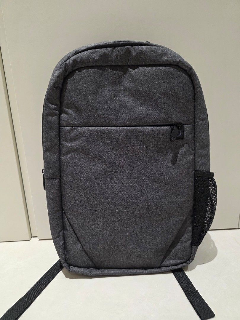 Waterproof Laptop Backpack (Category: Laptop Bags & Sleeves) located in Singapore. Submitted by yumichow5817442 (Listing ID 1435471935, Image 1). Description: “Looking for a practical and stylish laptop backpack? 🎒 This backpack comes with: ✔️ Spacious compartments ✔️ Laptop protection ✔️ Comfortable to carry ✔️ Suitable for work, school & travel Simple, functional, and easy to match with any outfit. DM me for more info 💬”.
