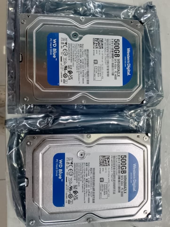 WD Blue 500GB & Seagate Barracuda Hard Drives (Category: Hard Disks & Thumbdrives) located in Caloocan City. Submitted by momof2.boys (Listing ID 1435431671, Image 3). Description: - 500GB Hard Drives - Available Models: Western Digital (WD) Blue & Seagate Barracuda - Brand New & Sealed - Ideal for storage, OS installation, and applications - Great for upgrading or new PC builds - Get yours today!.