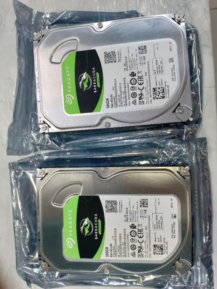 WD Blue 500GB & Seagate Barracuda Hard Drives (Category: Hard Disks & Thumbdrives) located in Caloocan City. Submitted by momof2.boys (Listing ID 1435431671, Image 2). Description: - 500GB Hard Drives - Available Models: Western Digital (WD) Blue & Seagate Barracuda - Brand New & Sealed - Ideal for storage, OS installation, and applications - Great for upgrading or new PC builds - Get yours today!.