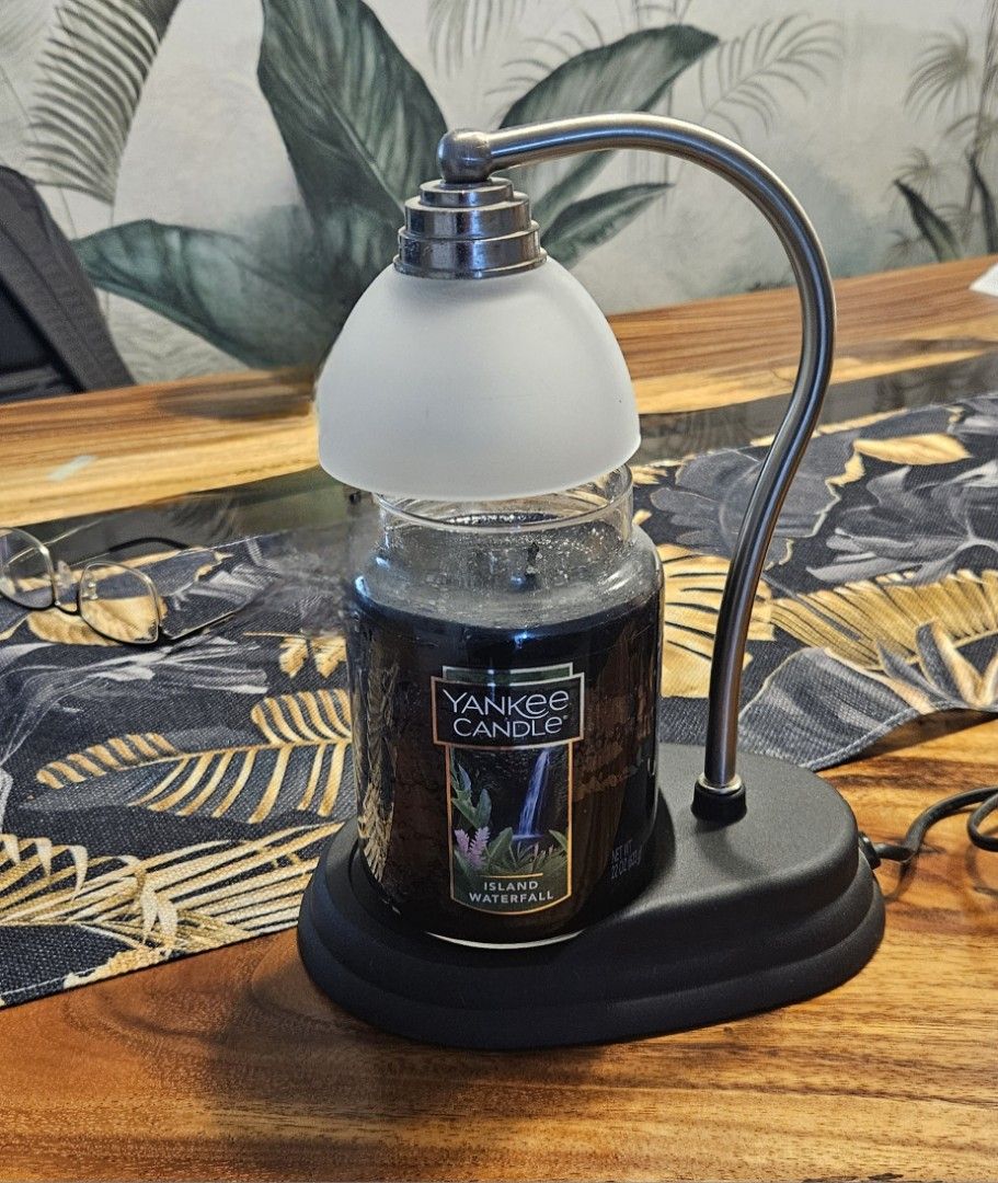 Yankee candle warmer