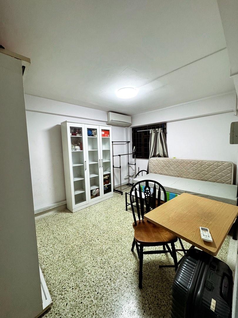 (Category: ) located in . Submitted by xinyi24 (Listing ID 1437152010, Image 1). Description: .