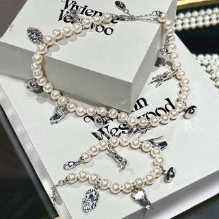 (Category: ) located in . Submitted by fashion_collection (Listing ID 1437068960, Image 1). Description: .