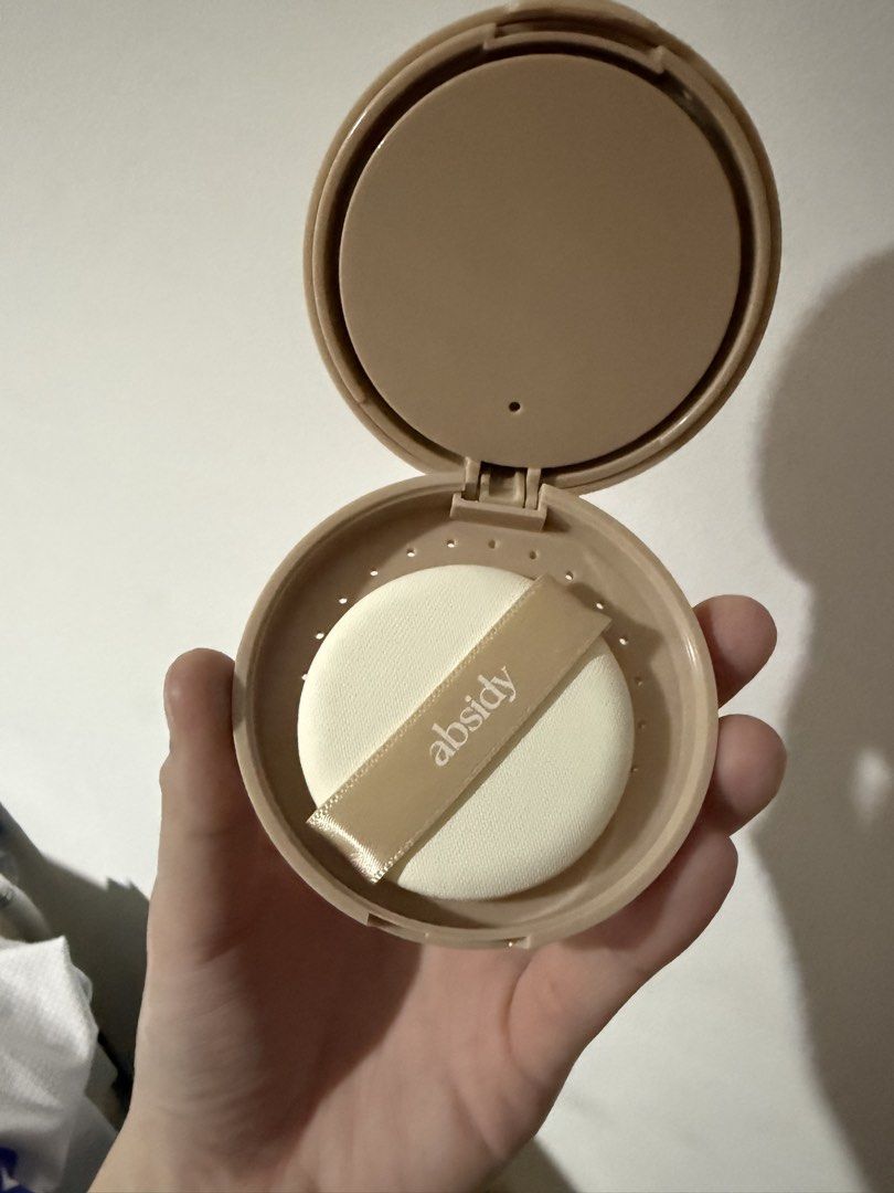 Absidy Powder Foundation (Category: Makeup) located in Manila. Submitted by rareeagle-a9d6 (Listing ID 1437104357, Image 3). Description: Only used once for swatching. Puff never used. Like brand new! Shade: Light Fresh Original Price: 795 pesos (official store) RFS: Not fond of using powder foundation..