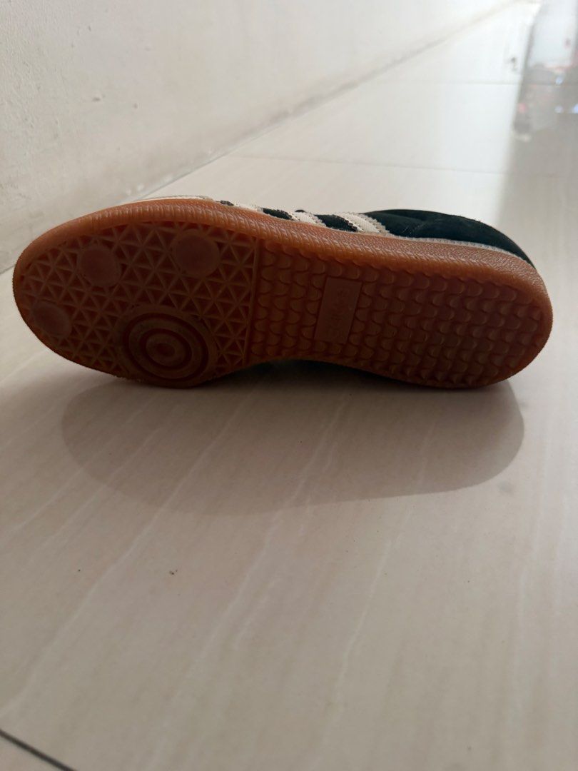 Adidas Samba Black White Gum Sole (Category: Sneakers) located in Paranaque City. Submitted by alyswrld (Listing ID 1437124266, Image 2). Description: - Adidas Samba sneakers bought in japan - Black and white colorway - Gum sole - Size: US 6.5, UK 5, EUR 38 - Features Adidas logo on insole - Classic three stripes design - Black laces Rfs: decluttering.