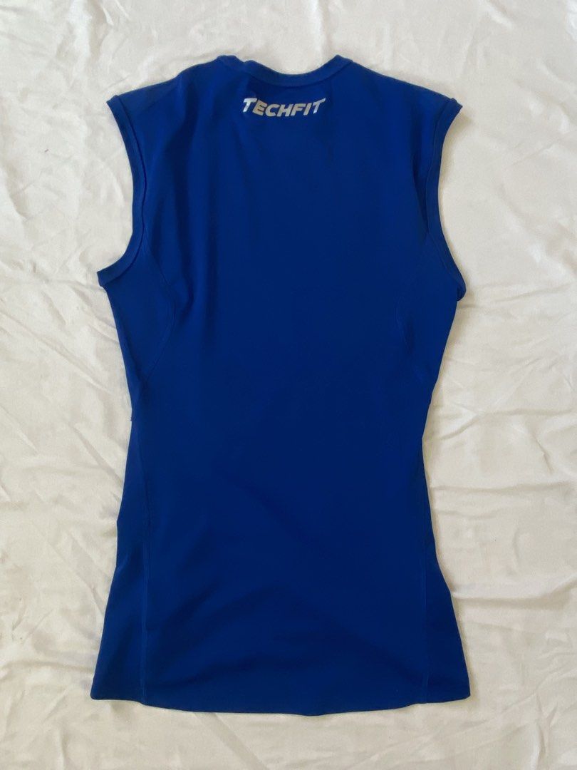 Adidas Techfit Compression Shirt (Category: Activewear) located in Legazpi City. Submitted by clutterbusterph (Listing ID 1437138267, Image 2). Description: Shoulder: 18 Bust: 33 Length: 27 .