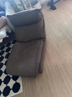 (Category: ) located in . Submitted by sharon.waf (Listing ID 1437102234, Image 1). Description: .