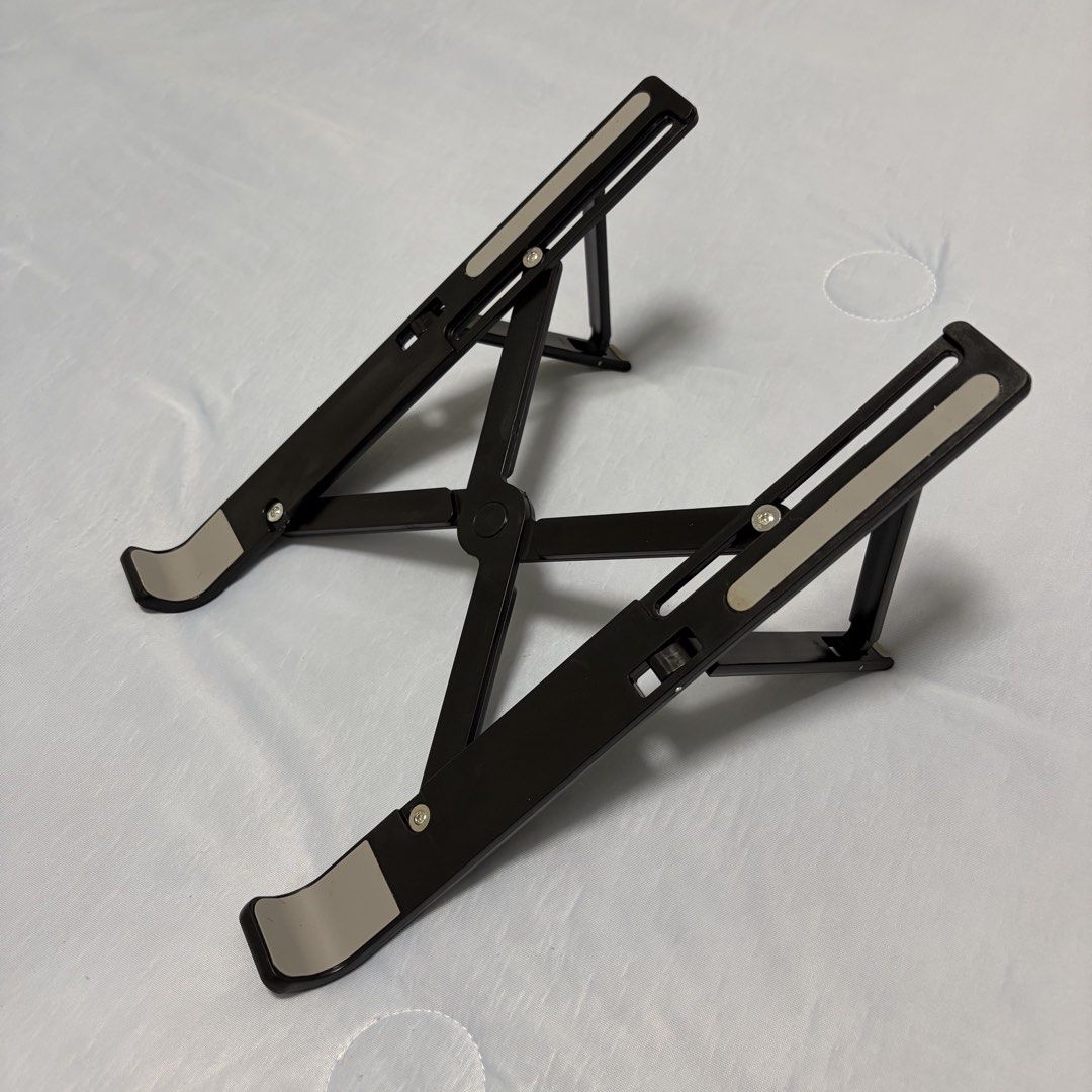 Adjustable Portable Laptop Stand - Black450250131636889600