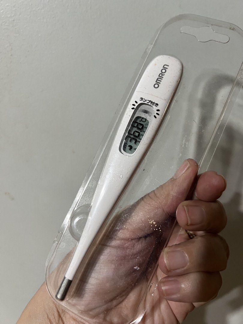 Affordable Omron thermometer 😍👌🏻 (Category: Medical Supplies & Tools) located in Malolos. Submitted by afford.japan (Listing ID 1437065049, Image 3). Description: .