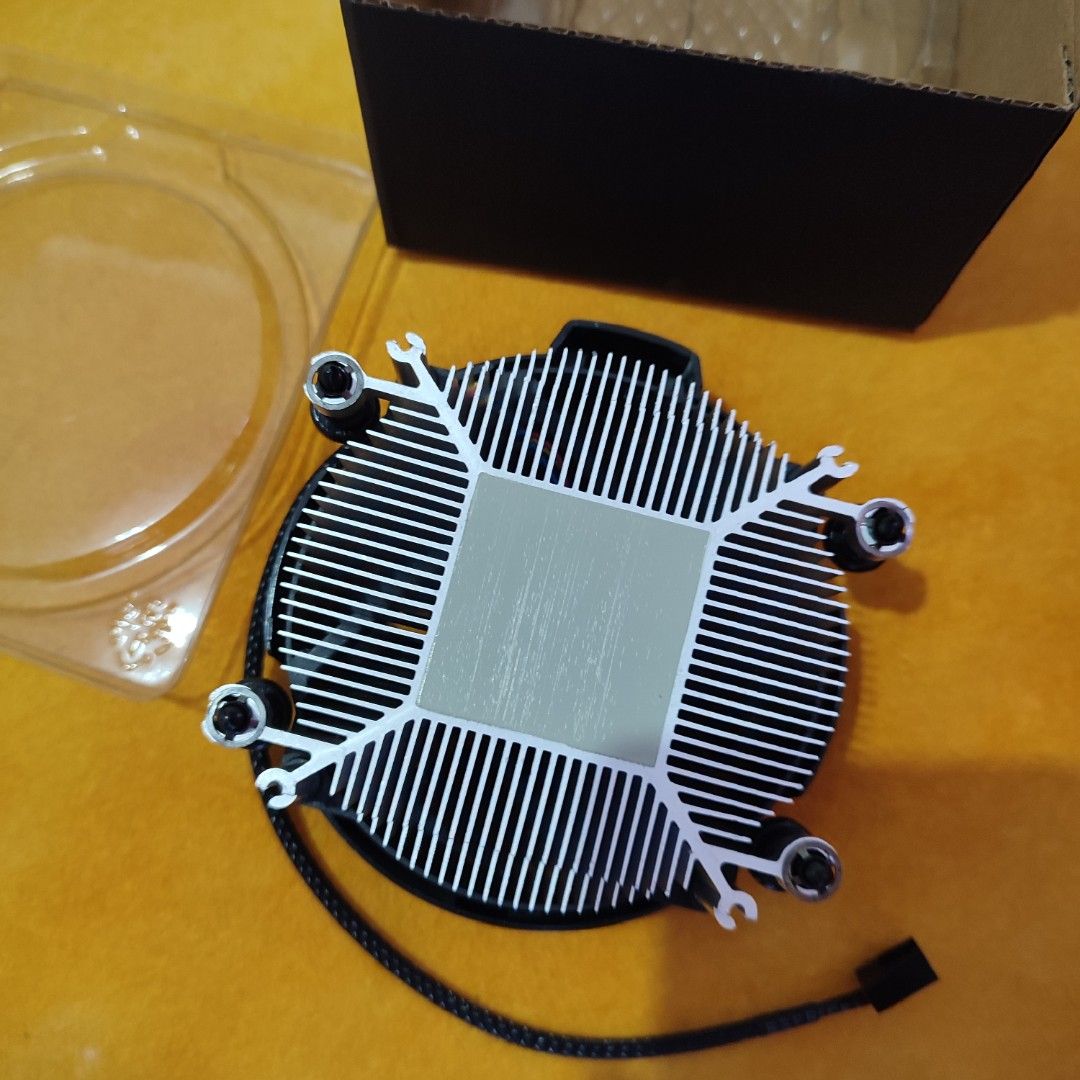 AMD Wraith Stealth CPU Cooler (Category: Computer Parts) located in Makati City. Submitted by genard_ (Listing ID 1437075919, Image 2). Description: - AMD CPU cooler - Comes with original box - Designed for efficient CPU cooling - 4 pieces available.