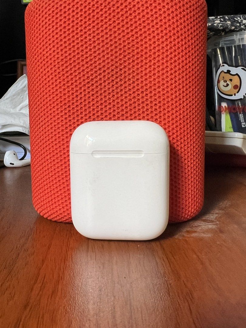 Apple AirPods Gen 1 Charging Cases (Category: Earphones) located in Paranaque City. Submitted by ekkostarfall.12902 (Listing ID 1437033919, Image 1). Description: - lightning port for charging - Includes the charging case only - both in good working condition - needs extra cleaning - 2 pcs in stock 3.2K for both 1.6K each MOP: Maya, Bank transfer SF Shouldered by buyer Location: Parañaque.