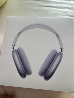 （分類：）位於 。 由 ysllovesell 提交（商品編號 1437037782，圖片 1）。簡介： 。