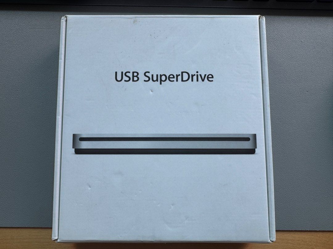Apple USB SuperDrive - External Optical Drive A1379450157124697477120