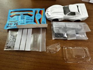 （分類：）位於 。 由 vecvec 提交（商品編號 1437046192，圖片 1）。簡介： 。