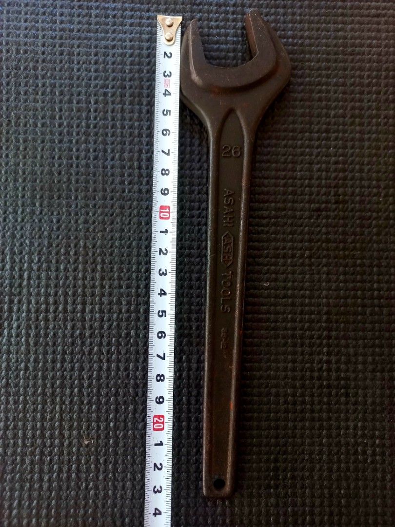 Asahi Brand Open - End Wrench Spanner 26mm (Category: Construction Tools & Equipment) located in San Isidro. Submitted by thankugeri87256 (Listing ID 1437135398, Image 2). Description: ✔️Japan Surplus item. ✔️Flaws/Scratches are noticeable ✔️Ideal for Machinist activity. ✔️Still in good working condition ✔️Sold in as is where is basis..