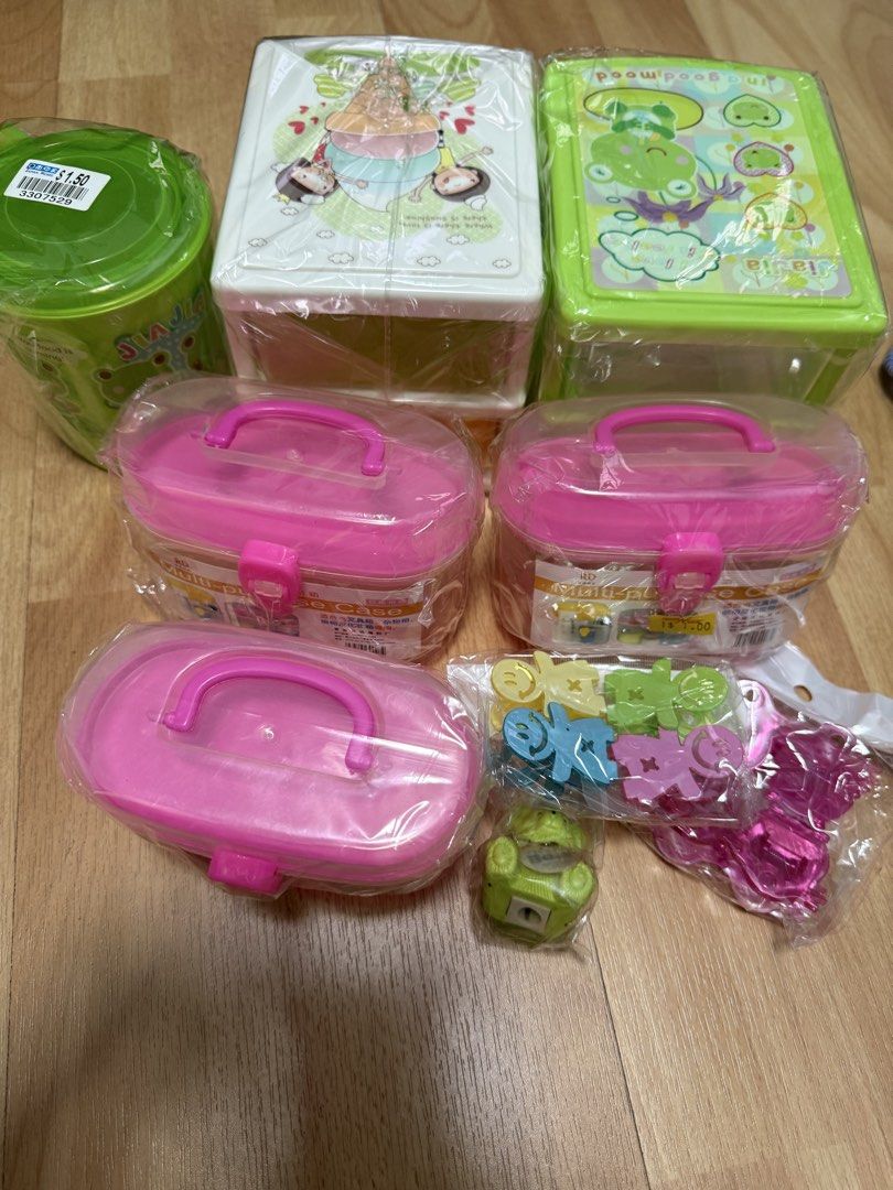 Assorted Storage Boxes and Accessories450889338974392320